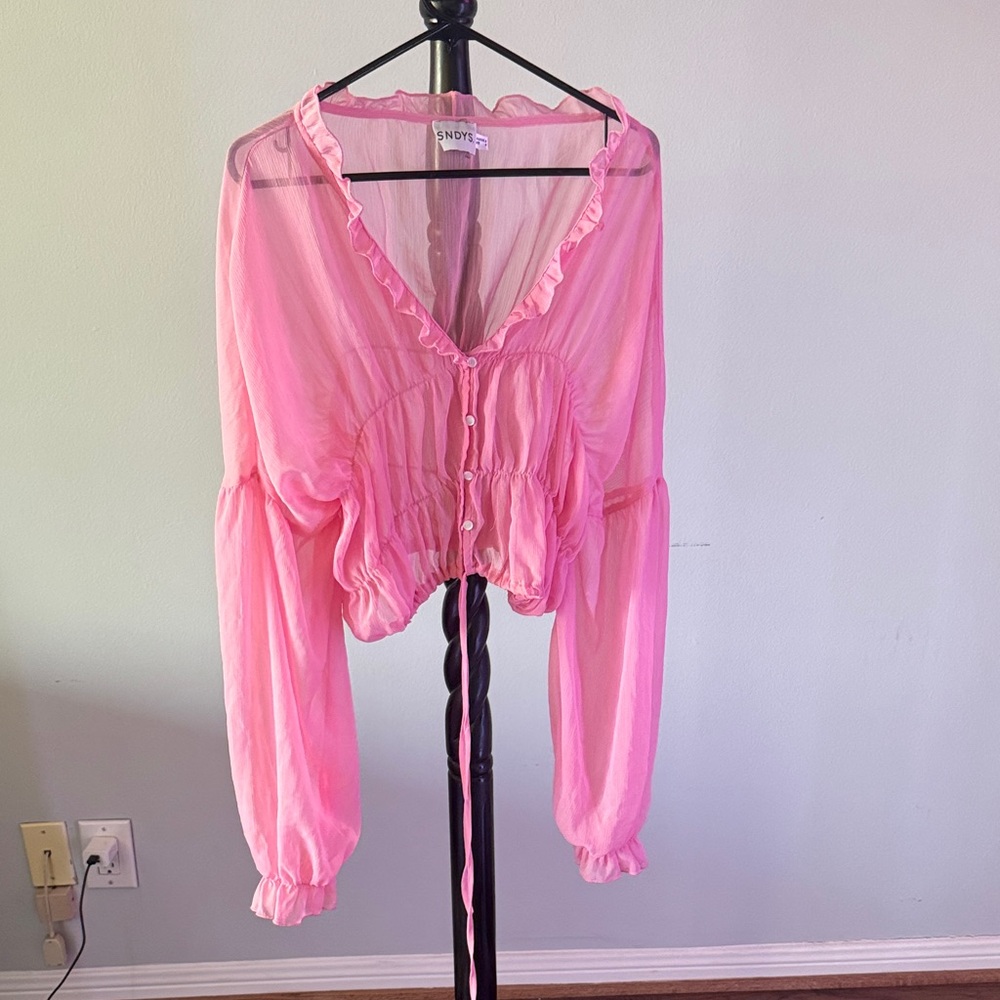 SNDYS. Elegant Pink Ruffled Blouse 21.B